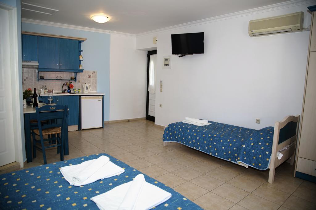 Helen Apartments&Studios Agios Stefanos Avliotes  Exterior foto